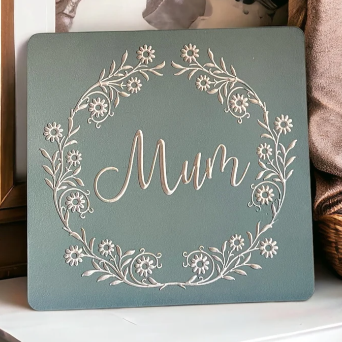 Wooden Engraved Mum Plaque