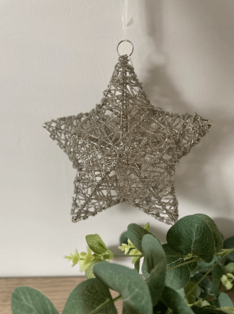 Sparkling Wire Beaded 3D Star Decoration - Eye-Catching Silver Design